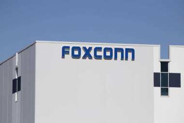 Foxconn Considers Major Expansion in India to Diversify Production Outside of China