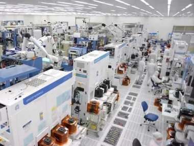 US Semiconductor Equipment Company KLA Accelerates Global Layoffs Amidst Industry Struggles and Export Restrictions to China