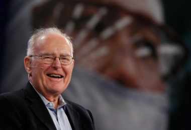 Co-Founder of Intel and Pioneer of the Semiconductor Industry, Gordon Moore, Passes Away at 94