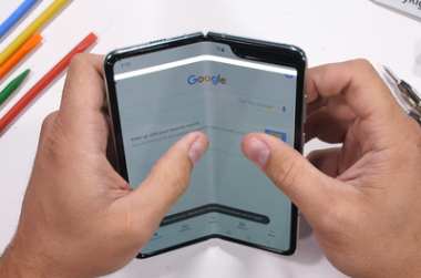 Apple Falls Behind in Lucrative Foldable Smartphone Market as Google Unveils Pixel Fold