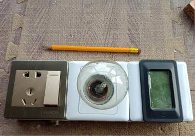 Versatile Repair Box for Electronics Enthusiasts