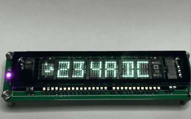 Innovative VFD Desktop Clock: Samsung Integration