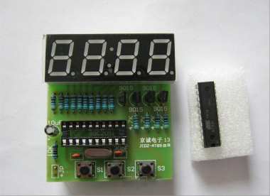 DIY Portable Clock Kit: Microcontroller Timekeeping