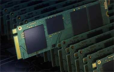 Samsung and SK Hynix to Use 1c DRAM for New HBM4