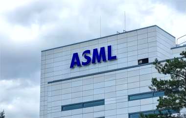 ASML Q2 Revenue €6.243B, €2.5B in New EUV Orders