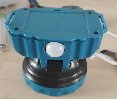 DIY: Repairing Solar-Powered Lights