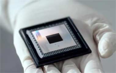 Google Achieves First Verifiable Quantum Advantage Google Achieves First Verifiable Quantum Advantage