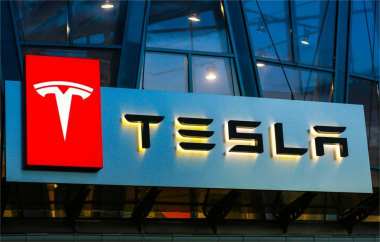 Tesla Speeds Up U.S. Supply Chain Shift From China