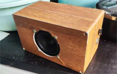 DIY Waterproof Bluetooth Speaker Guide DIY Waterproof Bluetooth Speaker Guide