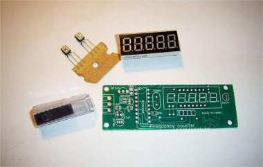DIY PIC Frequency Counter for Hobby Radios